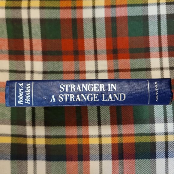 Heinlein 2-BOOK BUNDLE: Stranger In A Strange Land + A Heinlein Trio, hardcovers - Picture 2 of 14